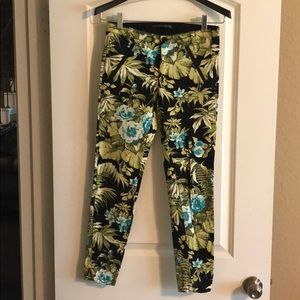 Zara floral pants size 4